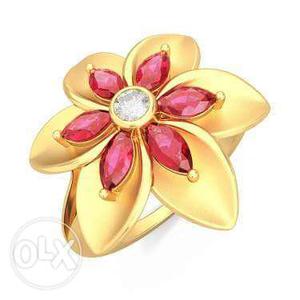 Flower-shaped Gold And Red Ruby Ring