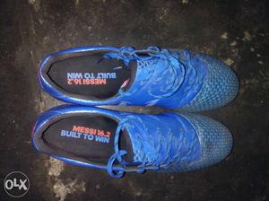 Football shoes Adidas size UK 9