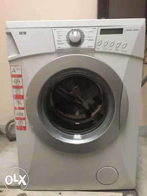 IFB fully automatic washing machine 2 5yrs old no