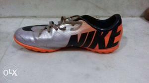 Orange Grey And Black Nike Shoe Only one month used no:7