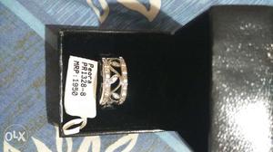 Peora sterling silver ring brand new