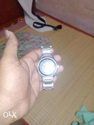 Round Silver Watch With Link Band