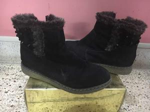 Suede leather boots in excellent condition size 38
