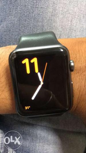 Apple iwatch - series (42mm) grey -urgent