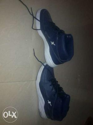 Blue-and-white Basketball Shoes