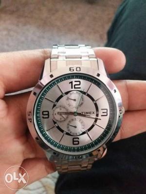 Brand new TIMEX watch worth rs /- urgent sale