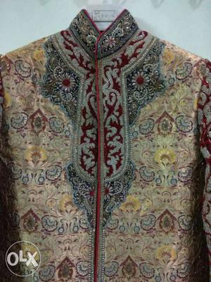 Buy a fashionable Sherwani