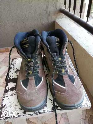 Imported safety shoes size 09