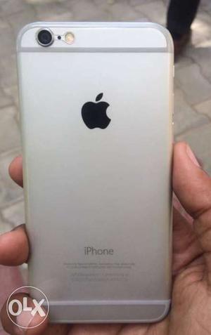 Iphone 6 silver 64gb in vry gud condition with 9