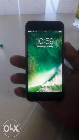 Iphone 6S 16 g.b 1 year phone with complete