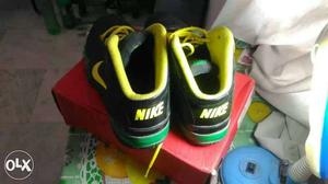 Nike airmax basketball shoes size 11