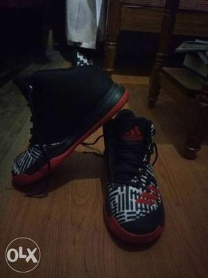 Pair Of Black-white-and-red Adidas Basketball Shoes Size 6