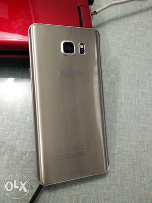 Samsung Note 5 in excellent condition with