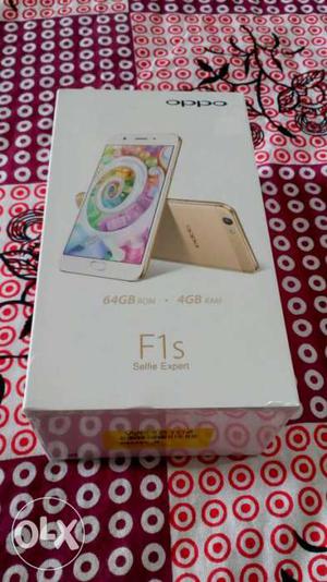 Sealed pack- Oppo F1s (the selfie expert)- 4gb ram + 64gb