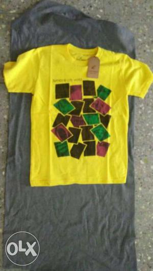 T shirt in wholesale rate. =what's app Nixa