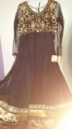 Women's Black And golden Long-sleeved Net Dress