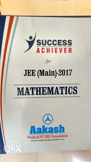 Aakash Success Achiever Jee Main And Advanced 