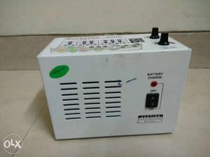 Electronic taanpura, Ragini brand in excellent condition.
