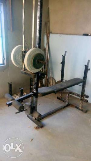 I want to sell one 8 in 1 bench, 5 rodes,4
