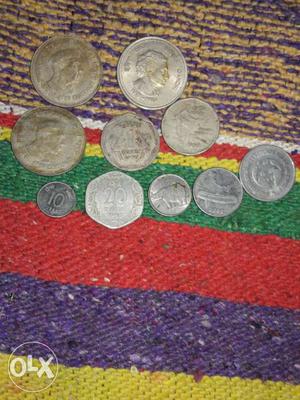 Very old coins inme se jo bhi coin pasand aye