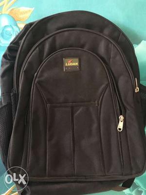 Backpack in good condition with 4 compartments