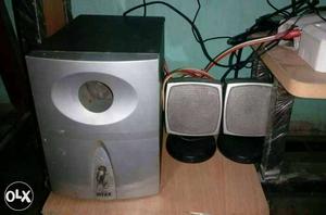 Intex 2.1 Speaker. fixed price.