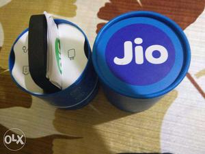 Jio fi3 only 2 day i used with warranty card very
