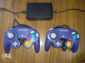 Two Gamecube Nintendo Controllers+ adaptor original
