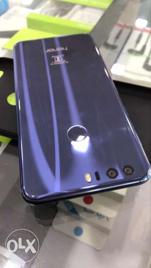 I want to sell my new huawei honor 8 with a new