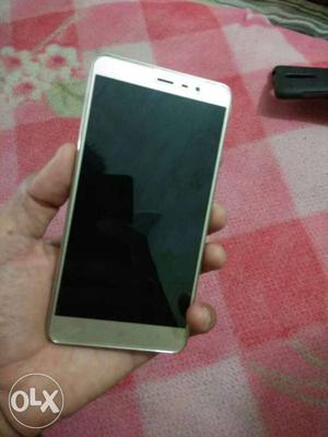 Mi note 3 3gb ram 32gb internal, very good