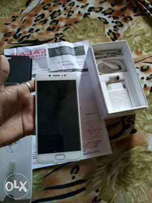 Vivo v5 crown gold 32gb in mint condition without
