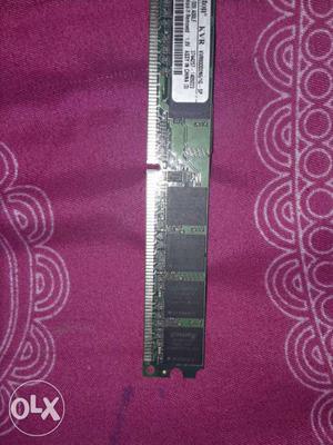 DDR 2 ONE Gb Ram kingston perfect condition.