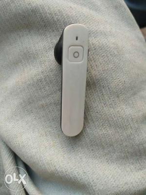 White And Black Bluetooth Earpiece