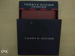 Brown Leather Tommy Hilfiger Wallet In Box