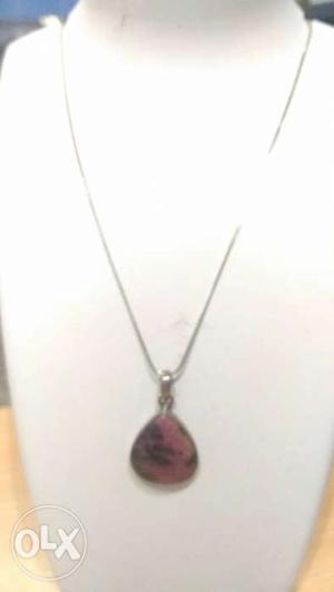 Elegant silver chain with a beautiful Rhodonite