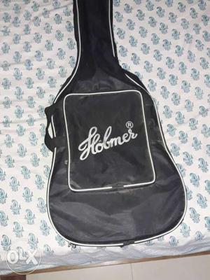 Hobmer guitar in sell. used for one month. and no