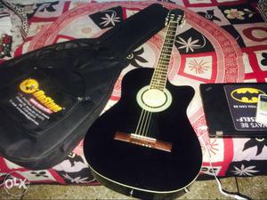 KAPS SEMI ACOUSTIC bought in march with bag and