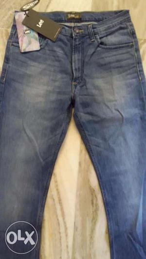 Lee Jeans Regular Relaxed fit. size 32 (NEW)