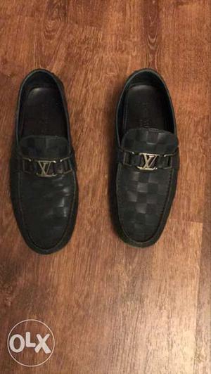Original louis vuitton loafers 6 months old in size 7