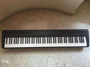 Yamaha Piano P95, Bought it in USA, Very Little Used, Good