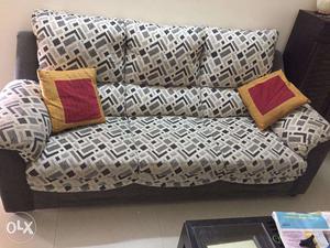 5 seater Sofa in good condition for sale