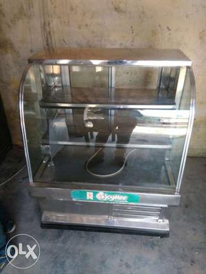 Brand new condition cold Display 3 feet very few
