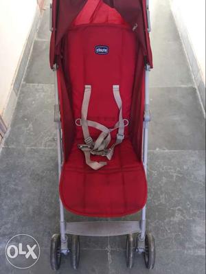 Chicco branded stroller like newone,red colour