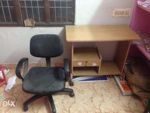 Computer table for sale