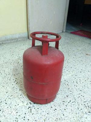 Gas Cylinder one year old- 5KG