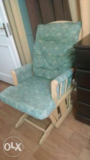 Gliding / Rocking chair, cushioned and with gliding stool