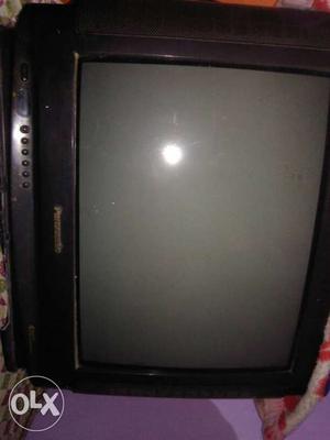 Panasonic 32" television in good conditions with
