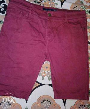 Short, 1 months used size 34 stretchable..