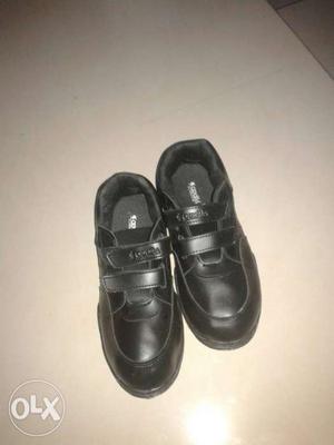 Toddler's Black Leather Velcro Shoes