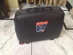 VIP Elanza suitcase, in good condition, number